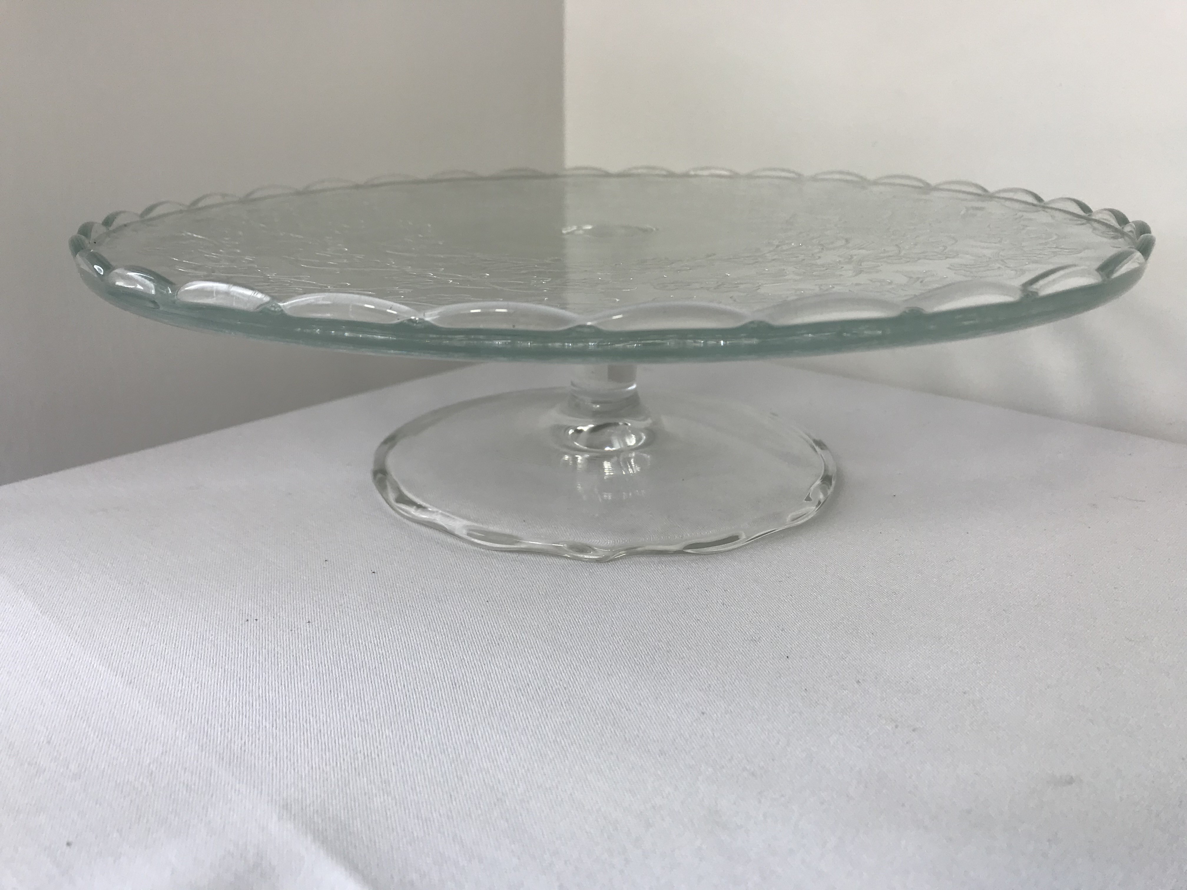 Single Tier Cake Stands Lancashire Catering Hire