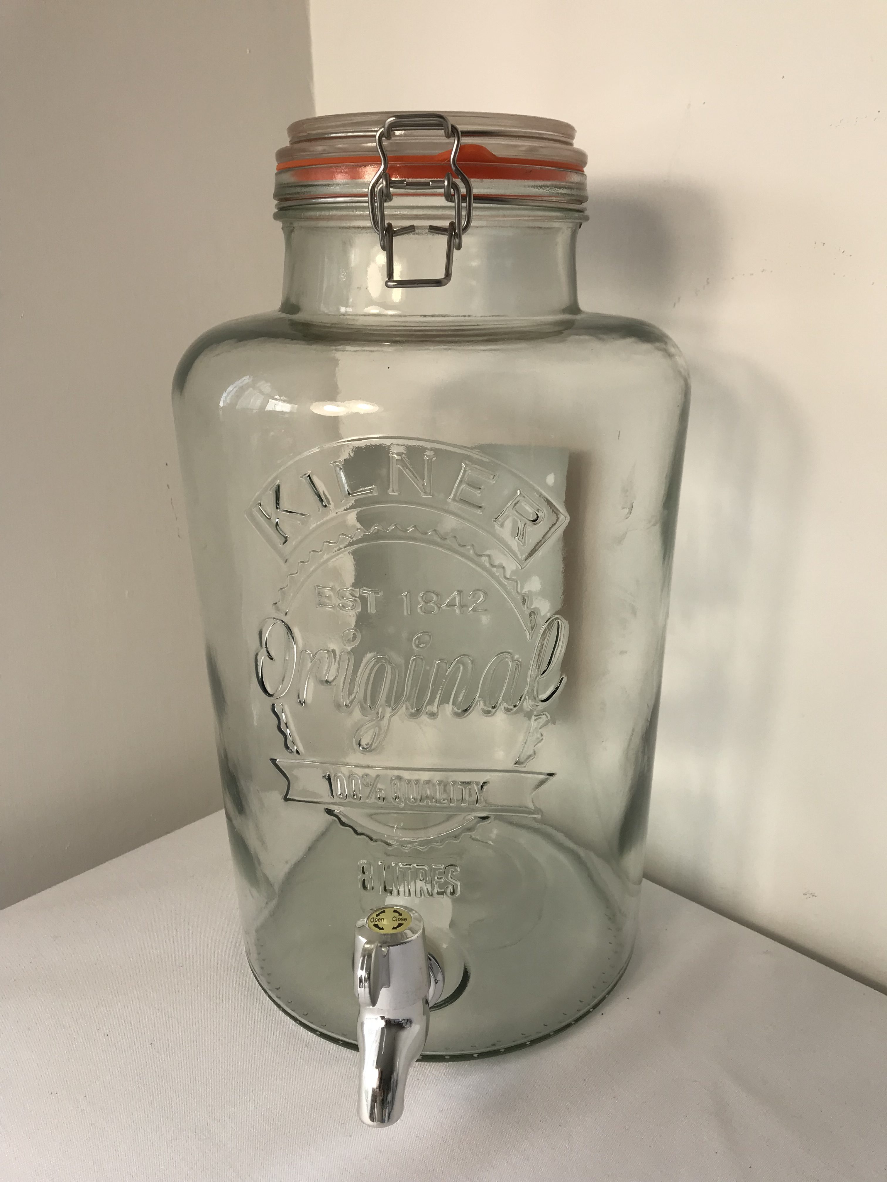 Jugs, Drinks Dispensers and Cafetieres Lancashire Catering Hire